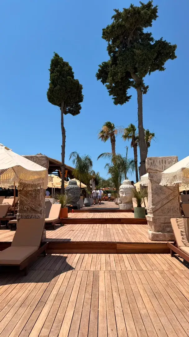 Aura Beach Ayayorgi